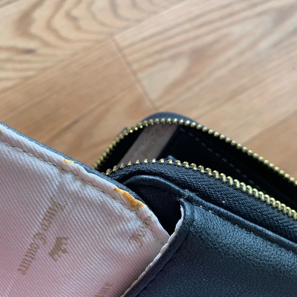 💕HOST PICK💕- Juicy Couture Wallet 👛 - Picture 3 of 7